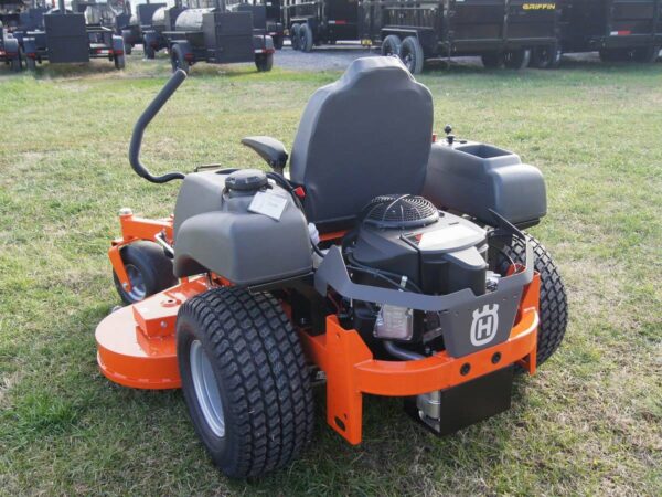 Husqvarna MZ61 61" Zero Turn Lawn Mower 24HP KAW (Scratch and Dent) - Image 4