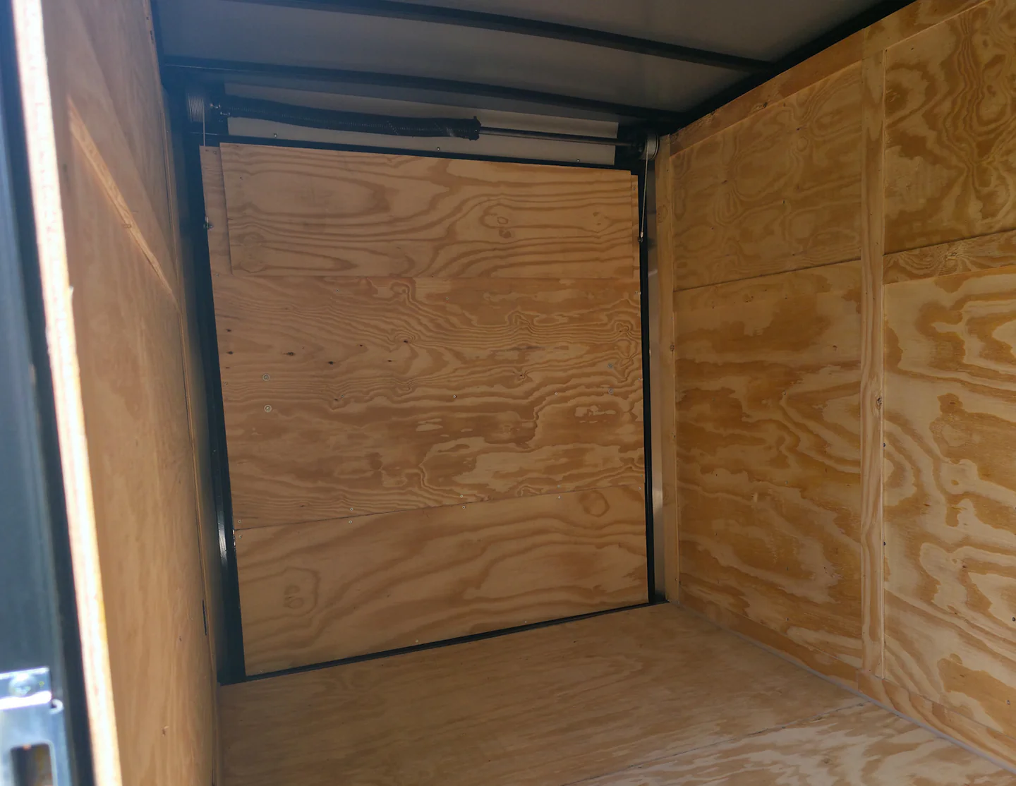 6x12 Enclosed Trailer Red V-Nose Blackout Package 3,500lb Axle Storage - Image 4